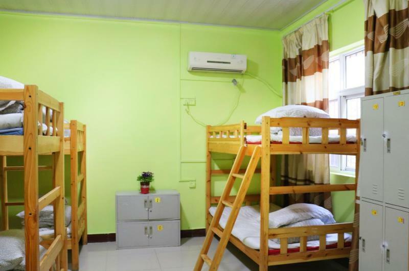 Luoyang Longmen Youth Hostel Exterior photo